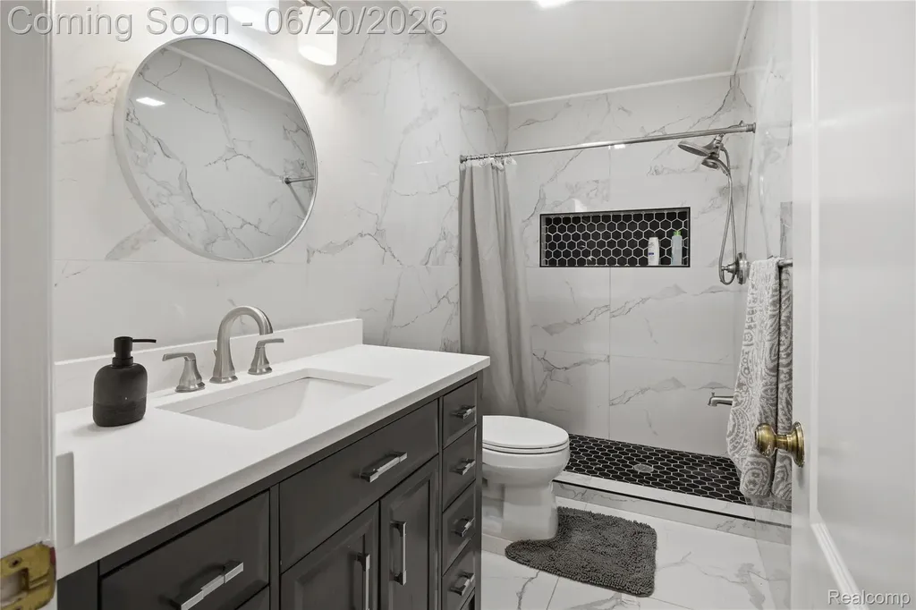 8873 Northern Avenue Plymouth Charter Township MI 48170