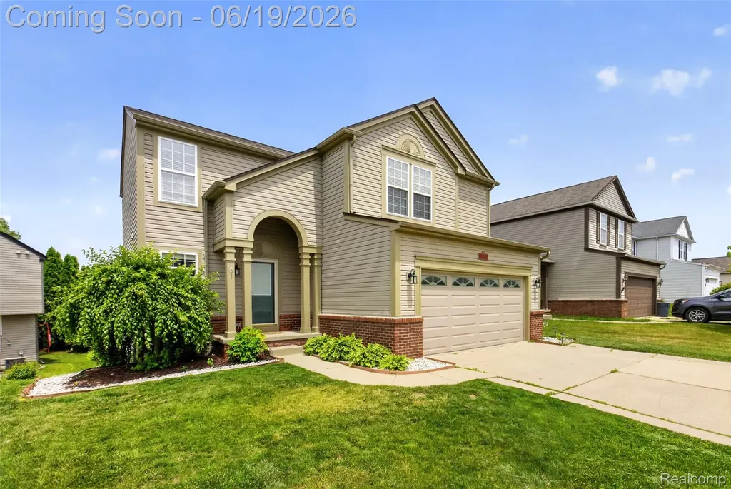 5001 Meadow Crest Circle Grand Blanc Charter Township MI 48442