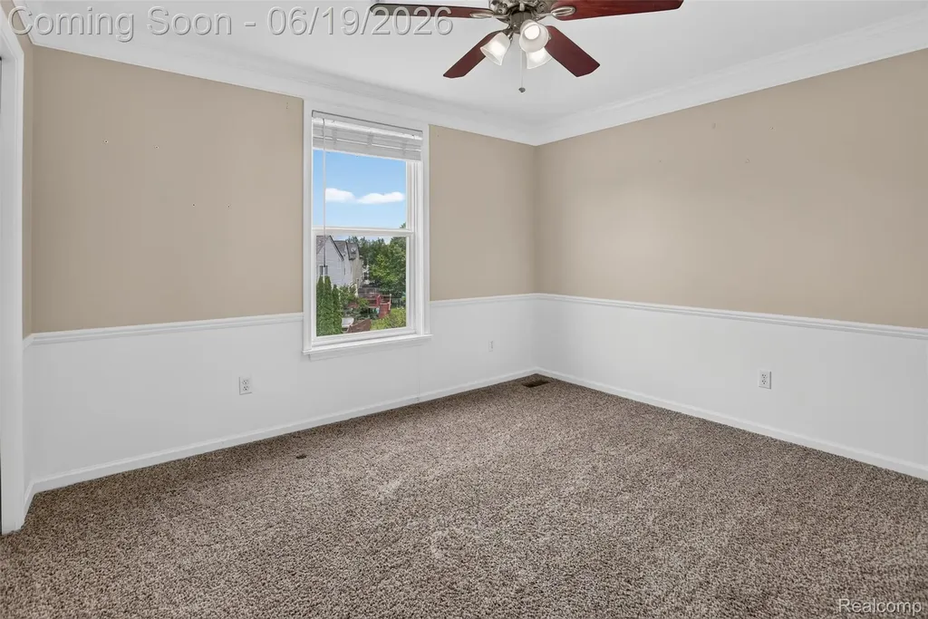 5001 Meadow Crest Circle Grand Blanc Charter Township MI 48442