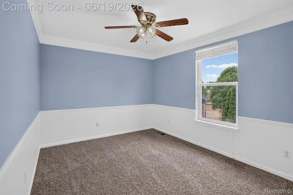 5001 Meadow Crest Circle Grand Blanc Charter Township MI 48442
