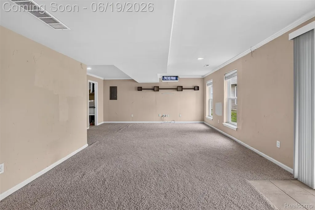5001 Meadow Crest Circle Grand Blanc Charter Township MI 48442