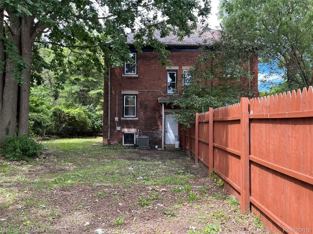 4440 Commonwealth Street Detroit City MI 48208