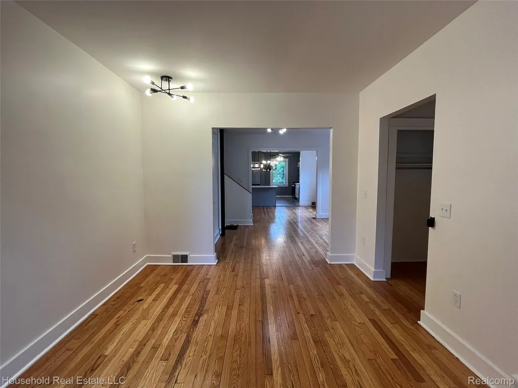 4440 Commonwealth Street Detroit City MI 48208