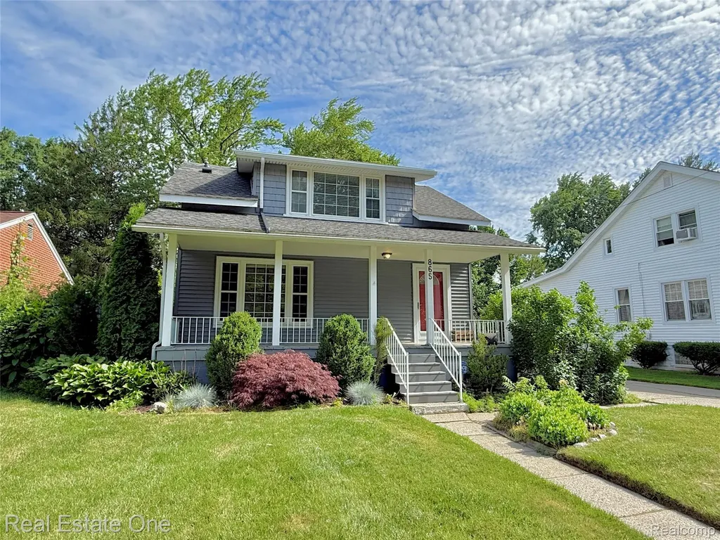 865 Grant Avenue Clawson City MI 48017