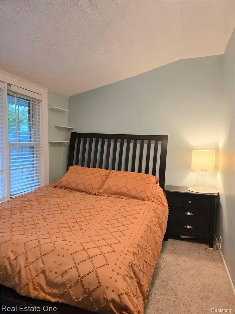 865 Grant Avenue Clawson City MI 48017