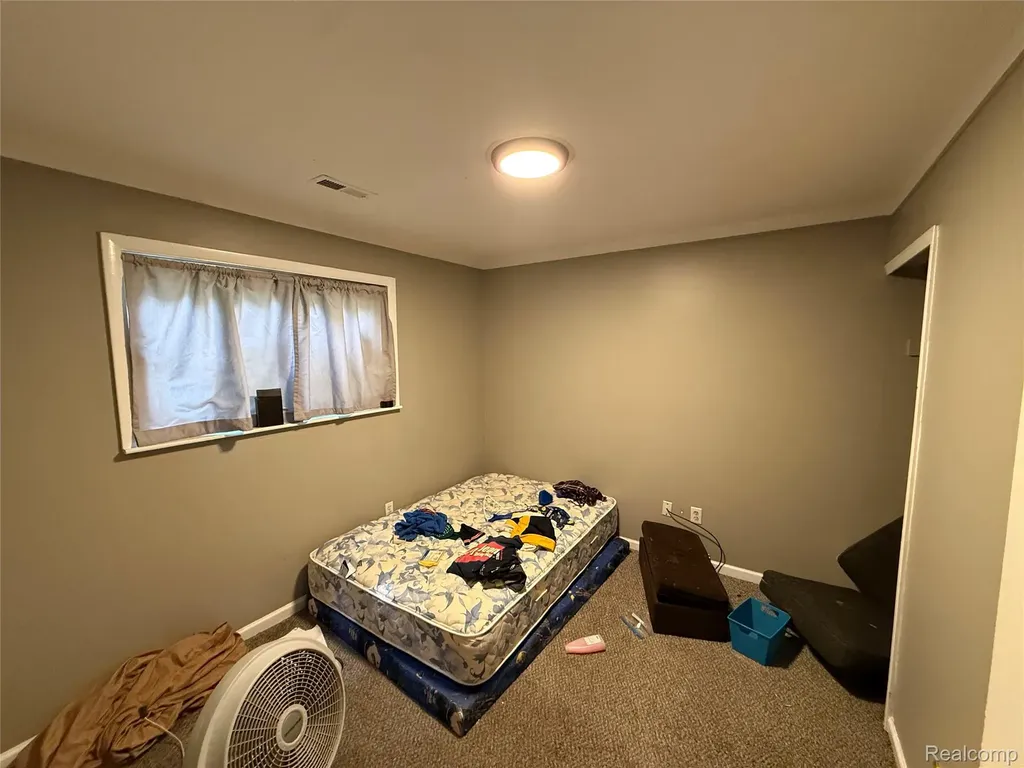 15589 Norborne Avenue Redford Charter Township MI 48239