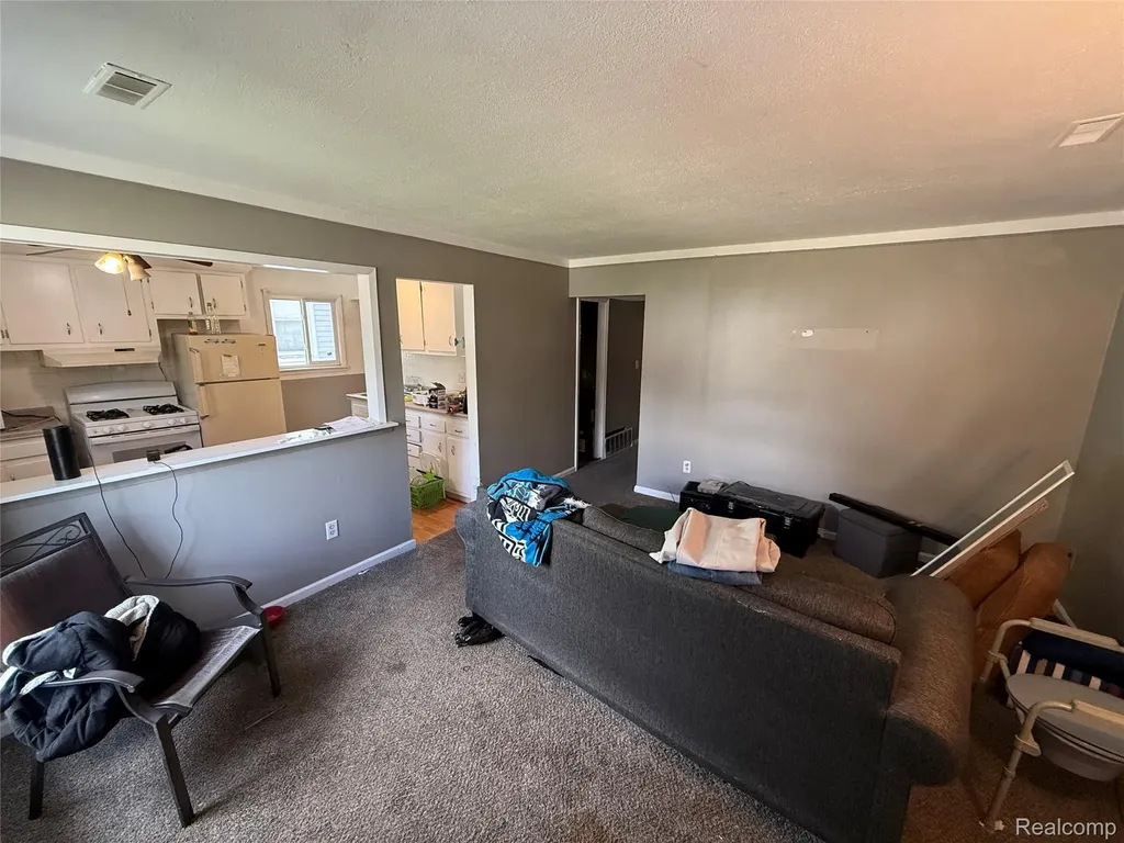 15589 Norborne Avenue Redford Charter Township MI 48239