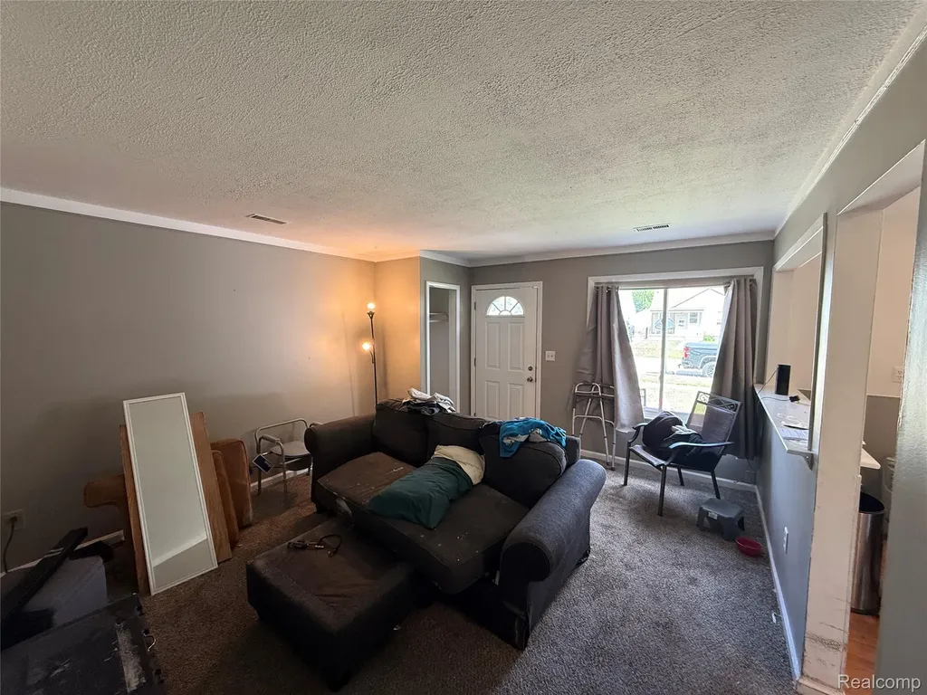 15589 Norborne Avenue Redford Charter Township MI 48239