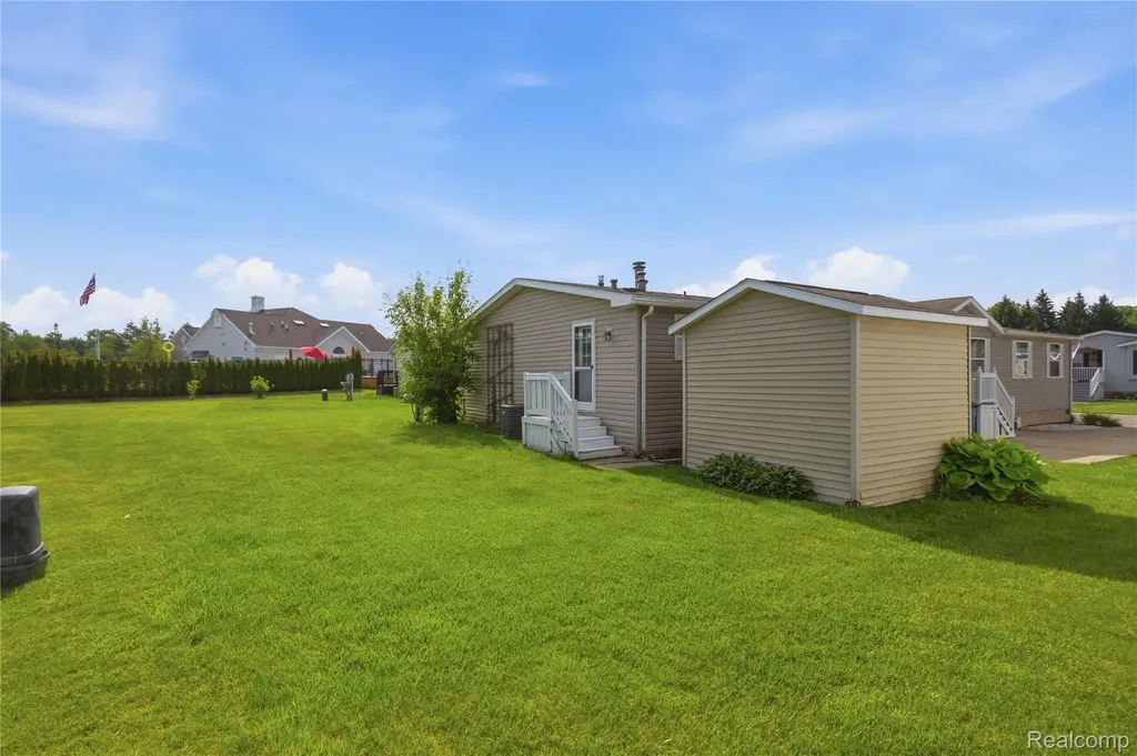 9857 Rembrandt Way Fenton City MI 48430