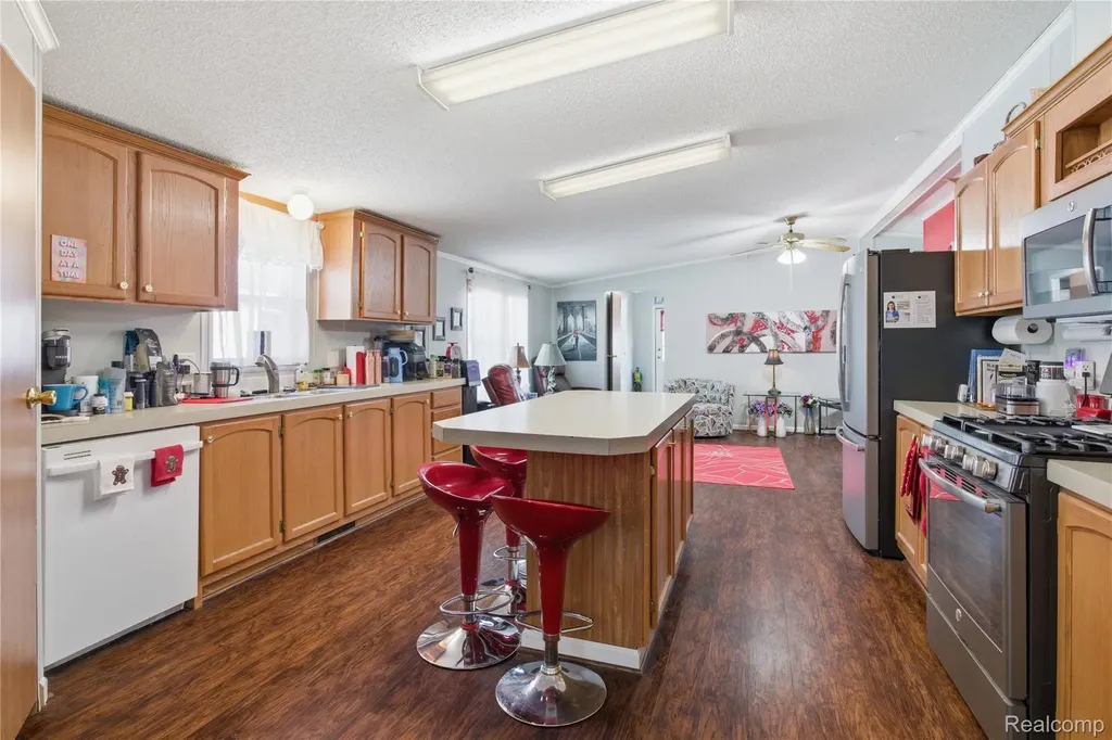 9857 Rembrandt Way Fenton City MI 48430