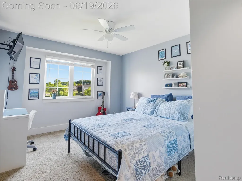 1232 Thorn Ridge Drive Hartland Township MI 48843