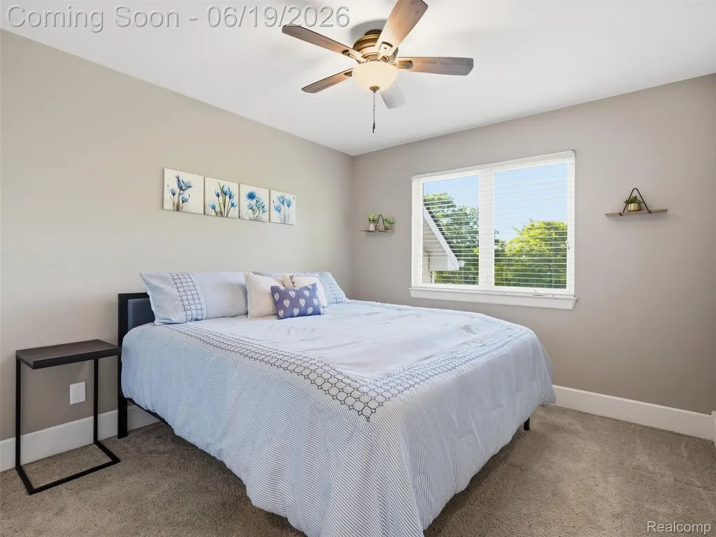 1232 Thorn Ridge Drive Hartland Township MI 48843