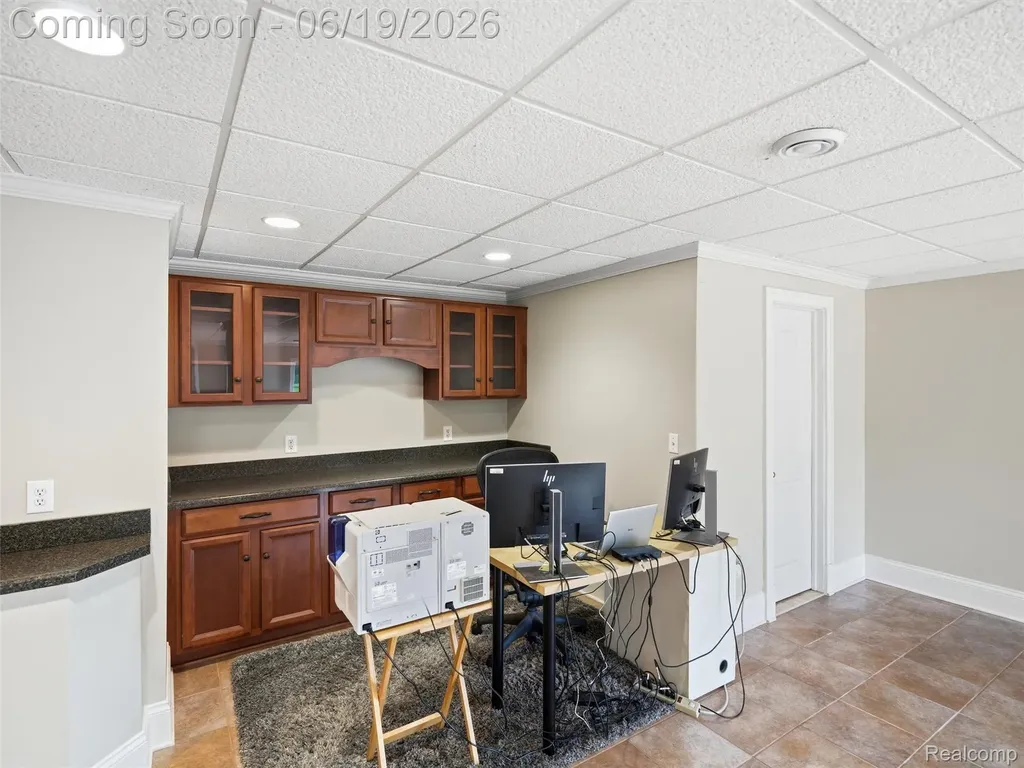1232 Thorn Ridge Drive Hartland Township MI 48843
