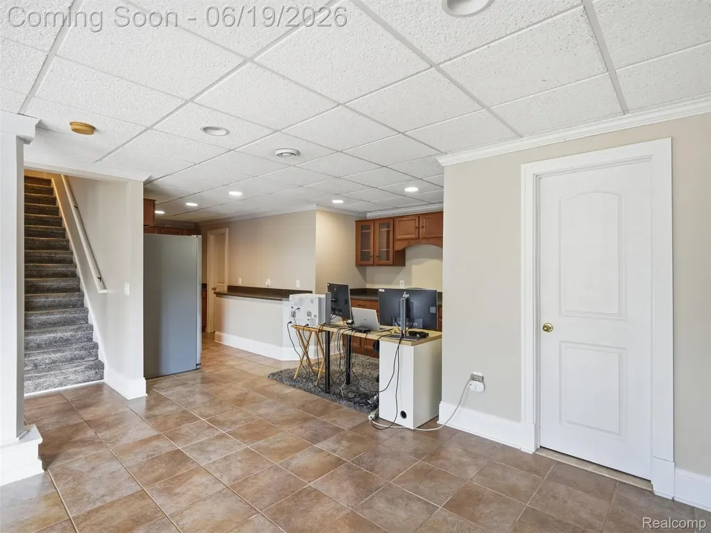 1232 Thorn Ridge Drive Hartland Township MI 48843