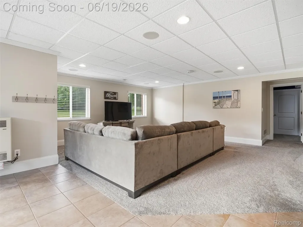 1232 Thorn Ridge Drive Hartland Township MI 48843