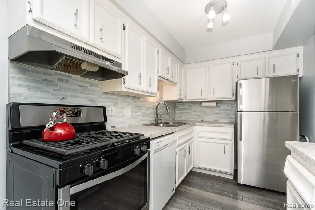 54795 Shelby Road Shelby Charter Township MI 48316