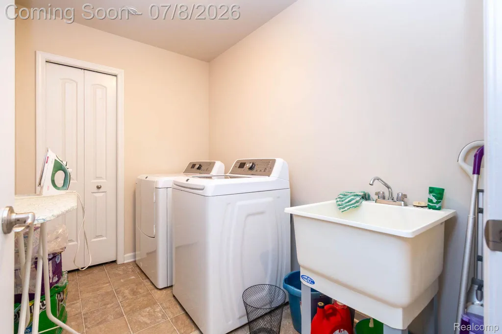 51103 Upland View Street Canton Charter Township MI 48188