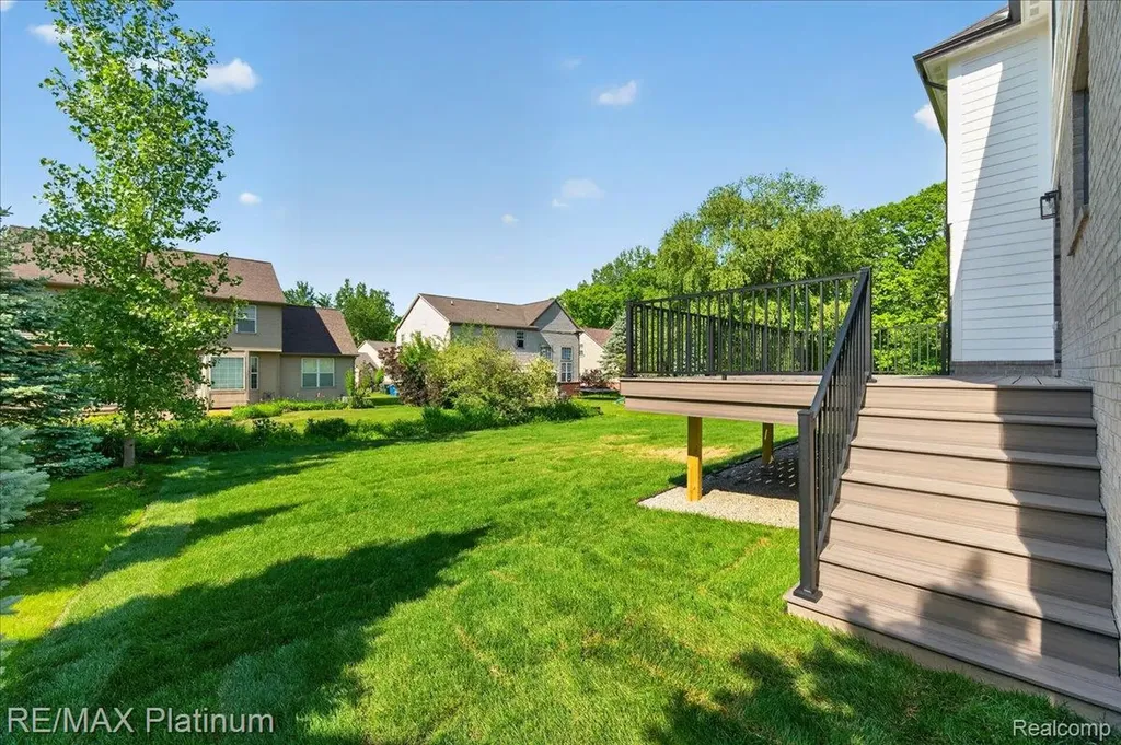 1309 Walloon Way Orion Charter Township MI 48360
