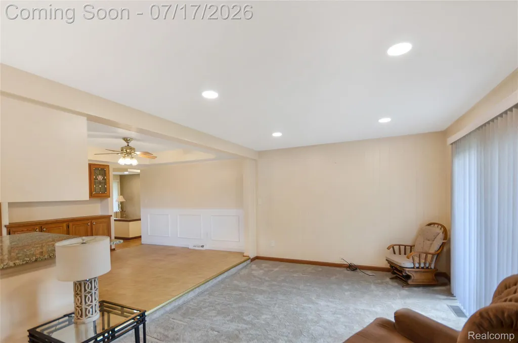 12437 De Grove Drive Sterling Heights City MI 48312