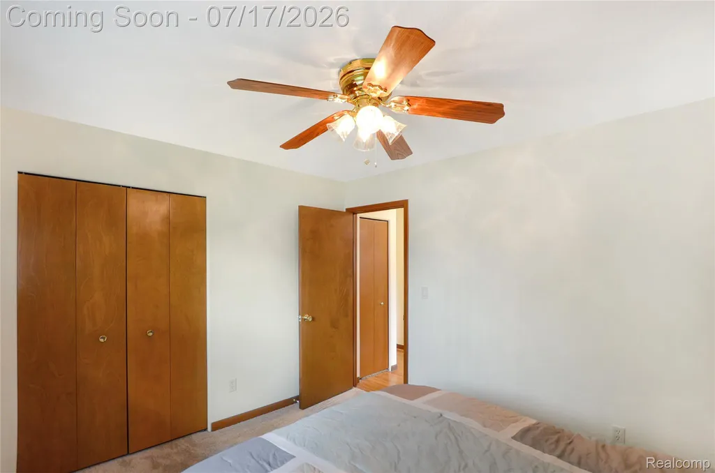 12437 De Grove Drive Sterling Heights City MI 48312