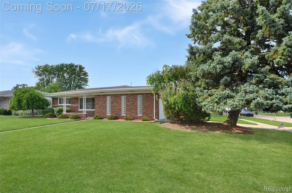 12437 De Grove Drive Sterling Heights City MI 48312