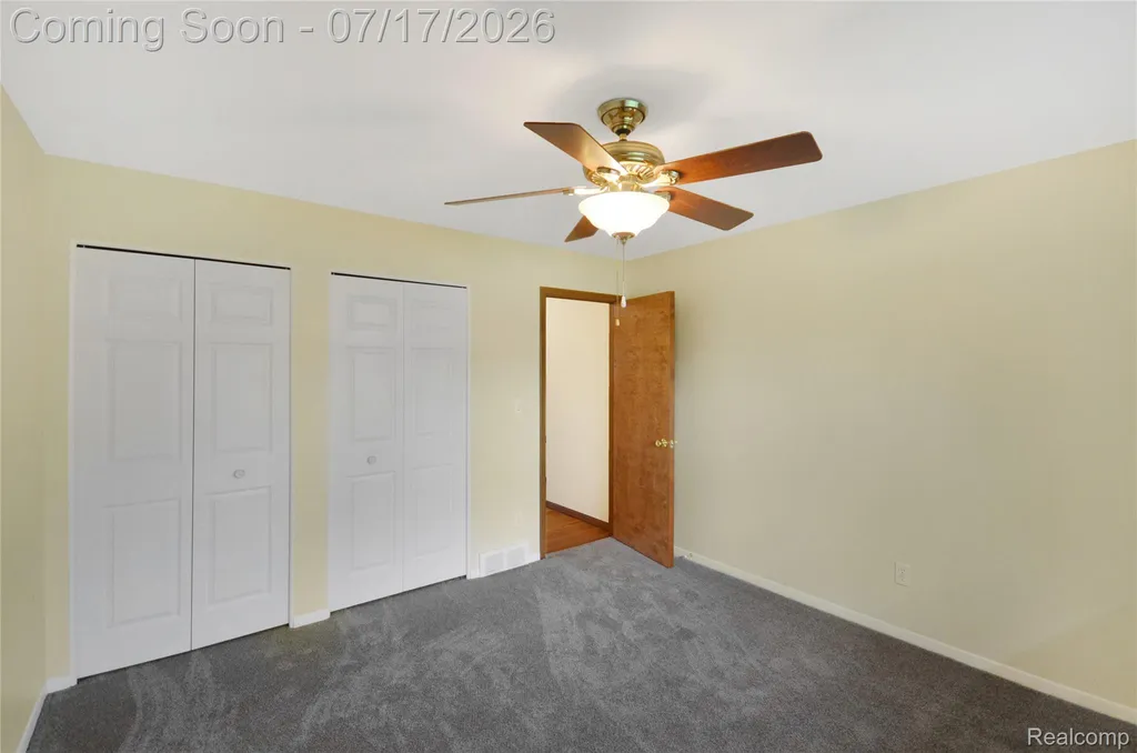 12437 De Grove Drive Sterling Heights City MI 48312