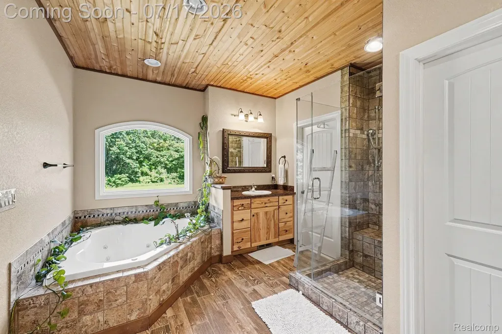 2250 E Coon Lake Trail Genoa Township MI 48843