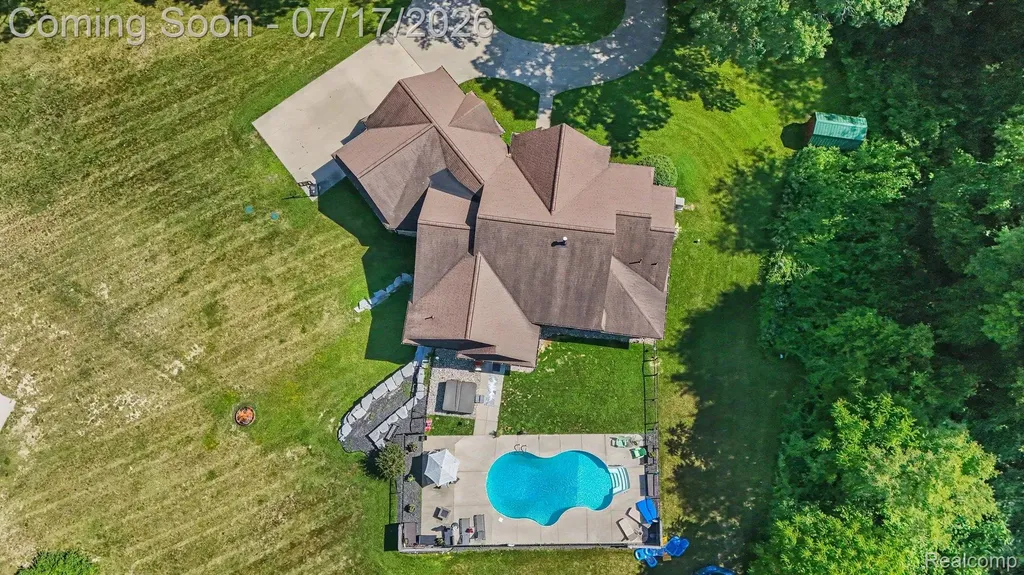 2250 E Coon Lake Trail Genoa Township MI 48843