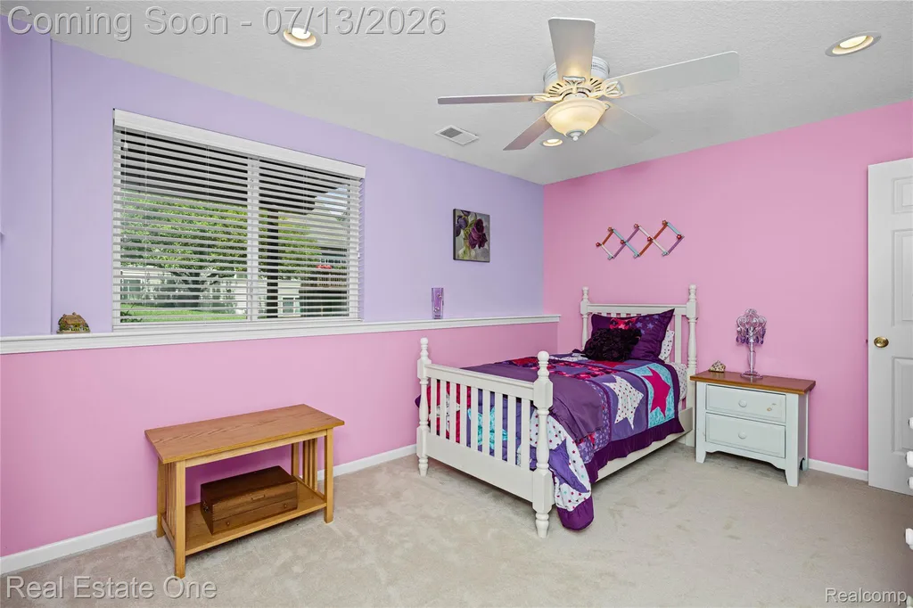 8206 Timber Trail White Lake Charter Township MI 48386