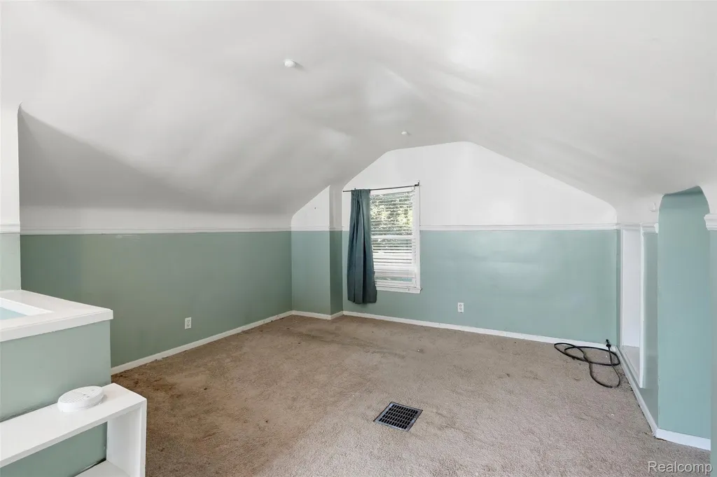 1427 Pearson Street Ferndale City MI 48220