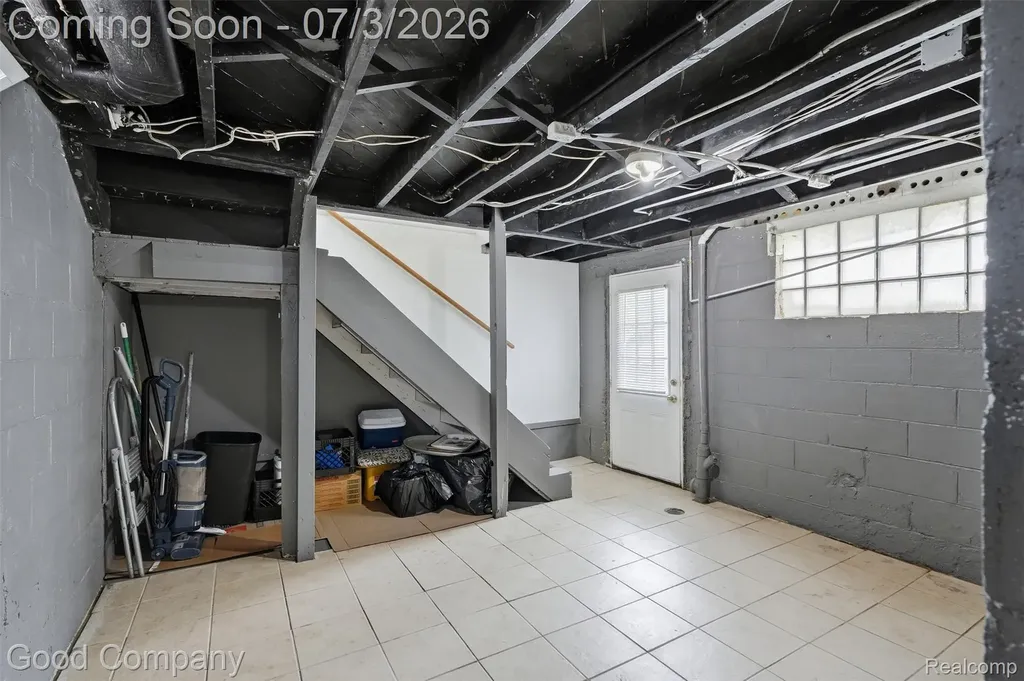 29693 Medbury Street Farmington Hills City MI 48336