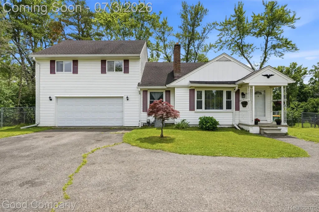 29693 Medbury Street Farmington Hills City MI 48336