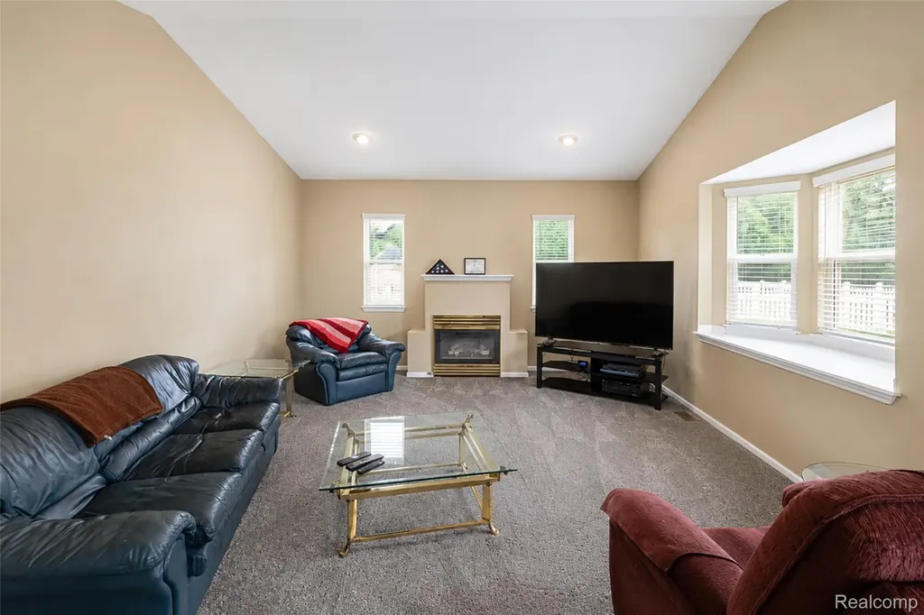 41585 Cherry Hill Road Canton Charter Township MI 48188