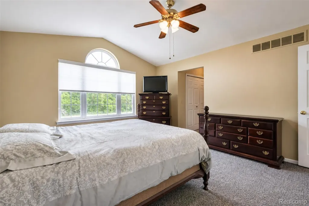 41585 Cherry Hill Road Canton Charter Township MI 48188