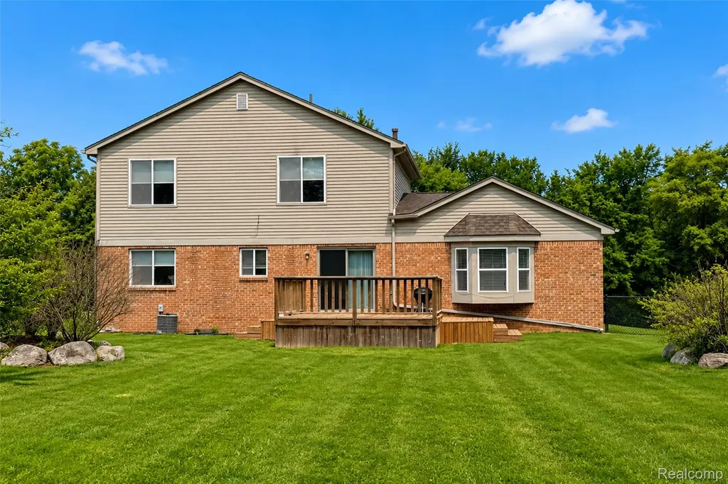41585 Cherry Hill Road Canton Charter Township MI 48188