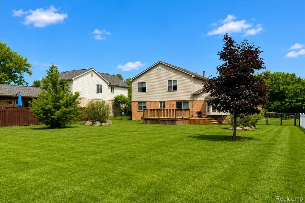 41585 Cherry Hill Road Canton Charter Township MI 48188