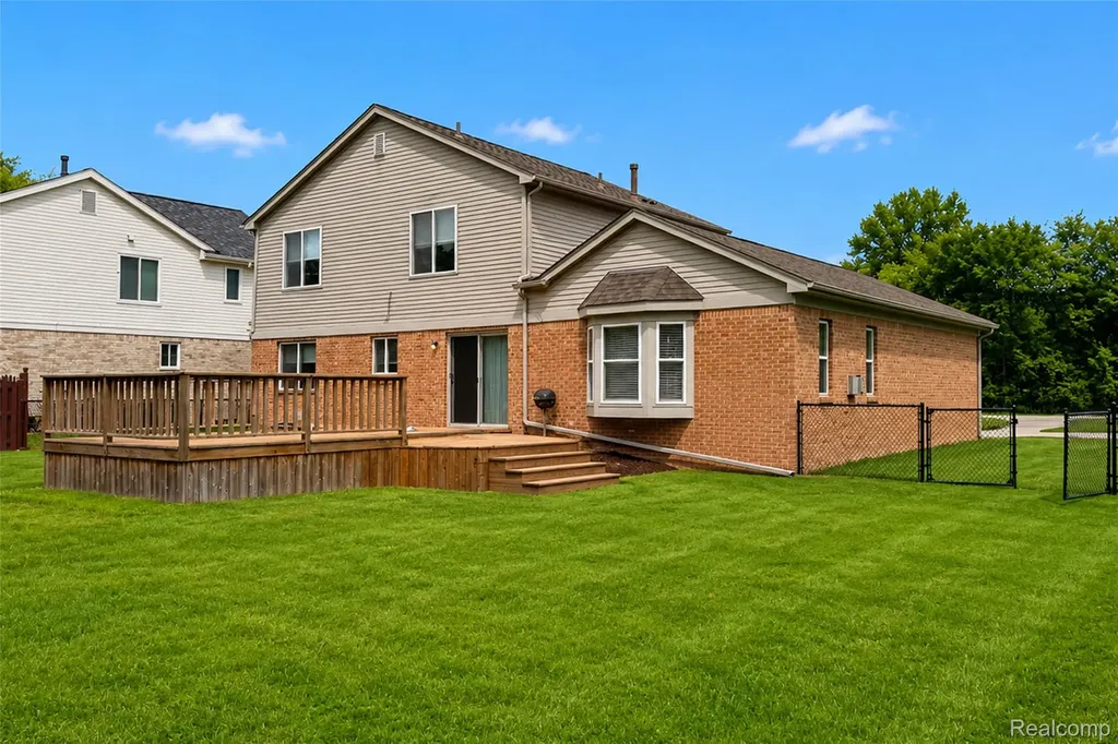 41585 Cherry Hill Road Canton Charter Township MI 48188