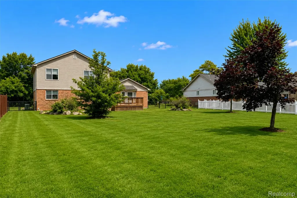 41585 Cherry Hill Road Canton Charter Township MI 48188