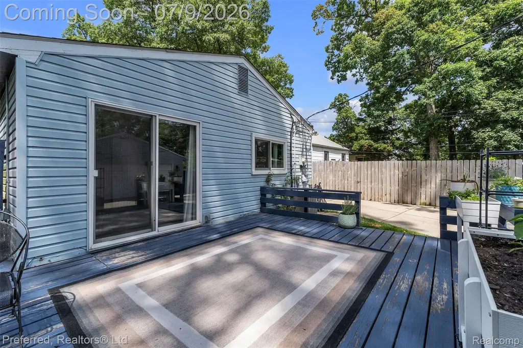 845 W Marshall Street Ferndale City MI 48220