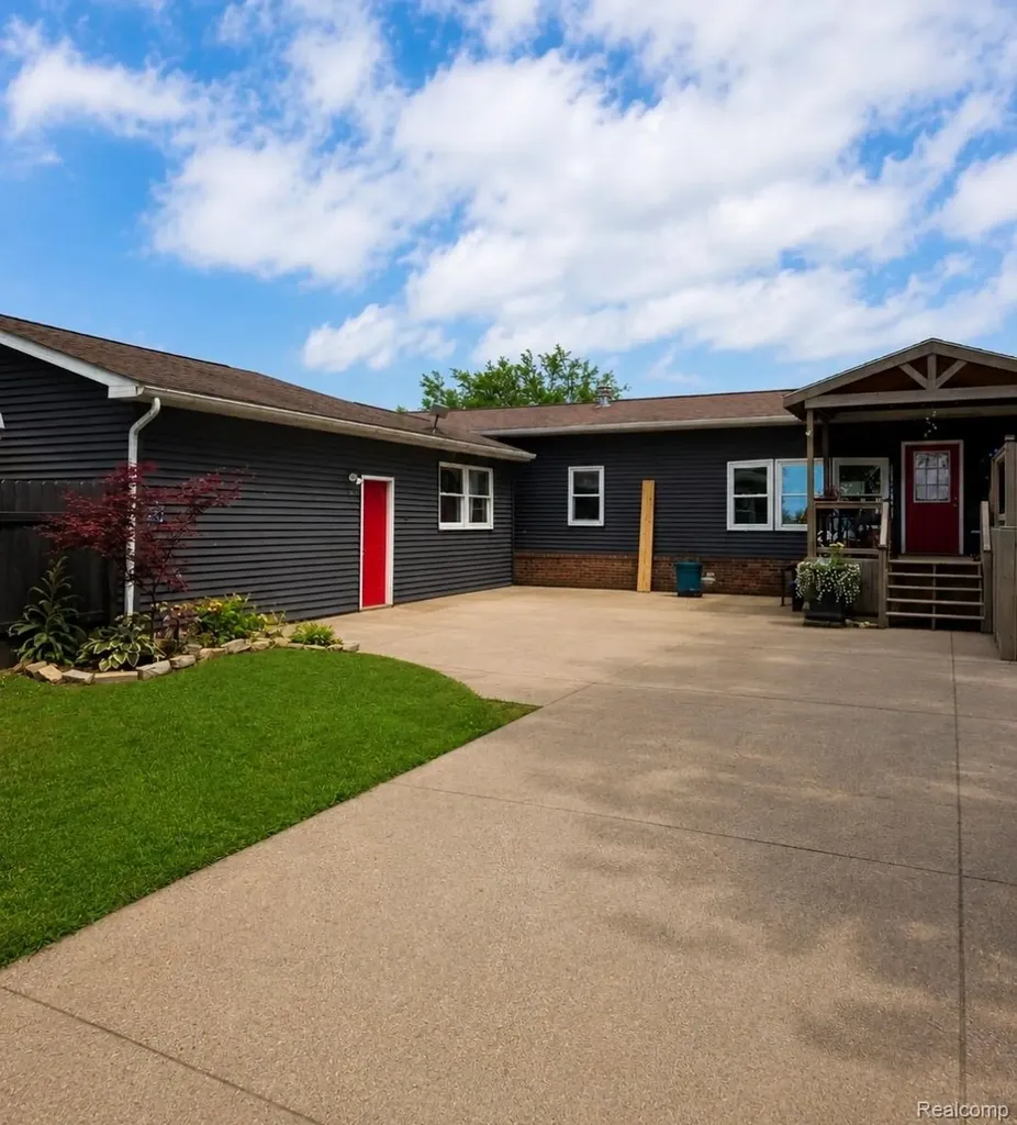 26711 Q Drive N Clarence Township MI 49224