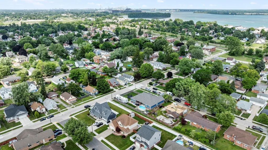 448 Bondie Street Wyandotte City MI 48192