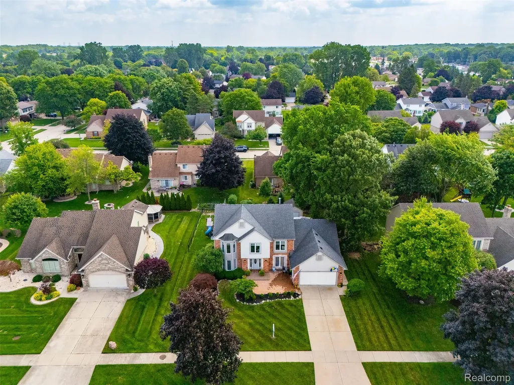 19364 Gill Road Livonia City MI 48152