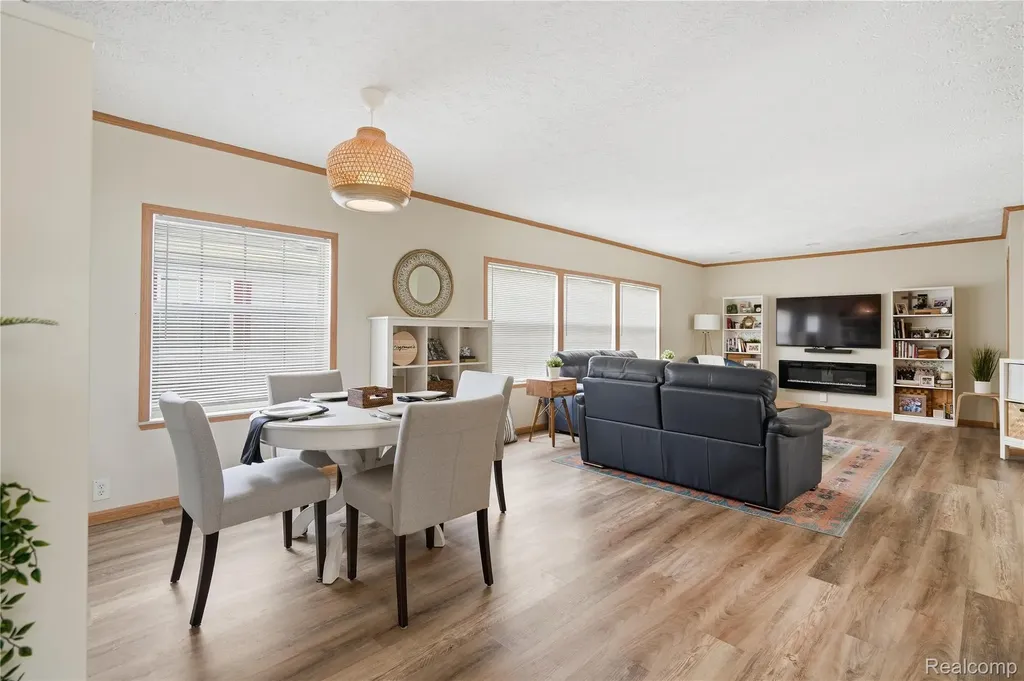 11078 Stony River Court Green Oak Township MI 48178
