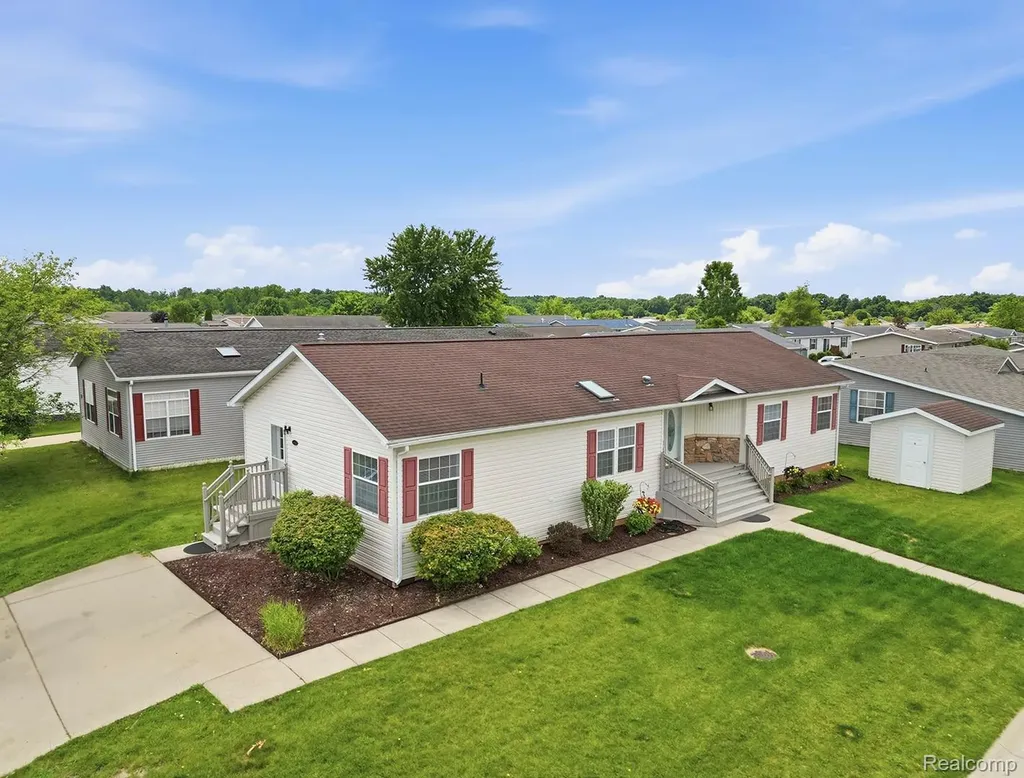 11078 Stony River Court Green Oak Township MI 48178