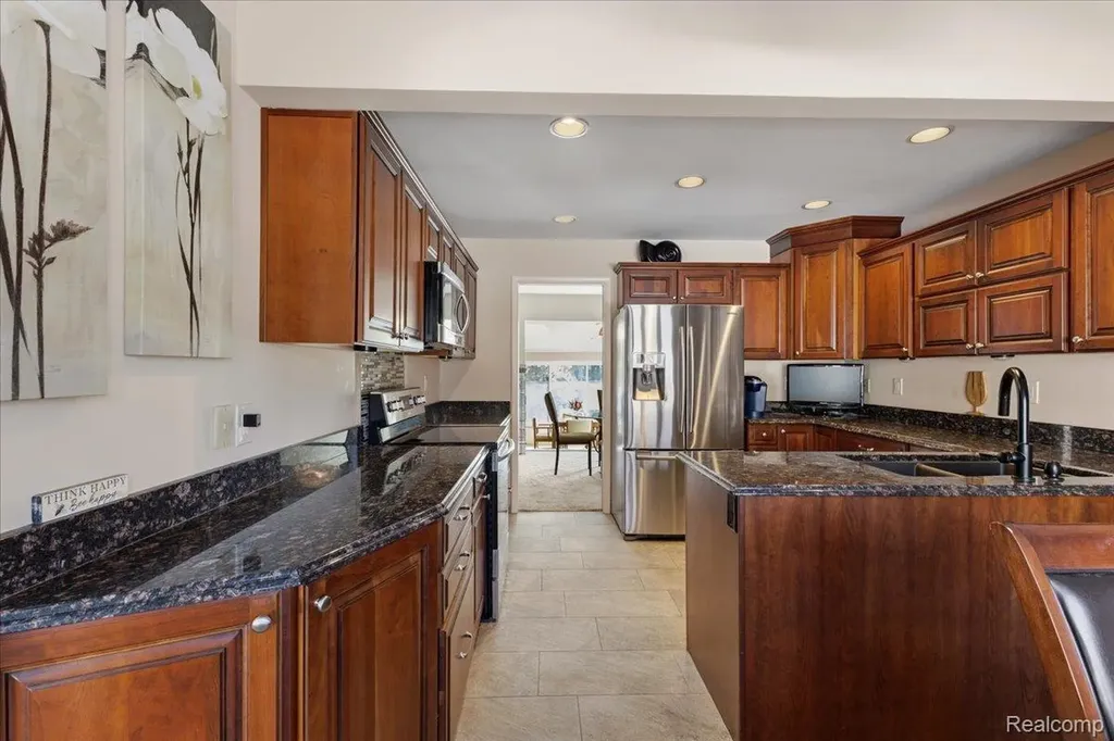 6579 Balmoral Terrace Independence Charter Township MI 48346