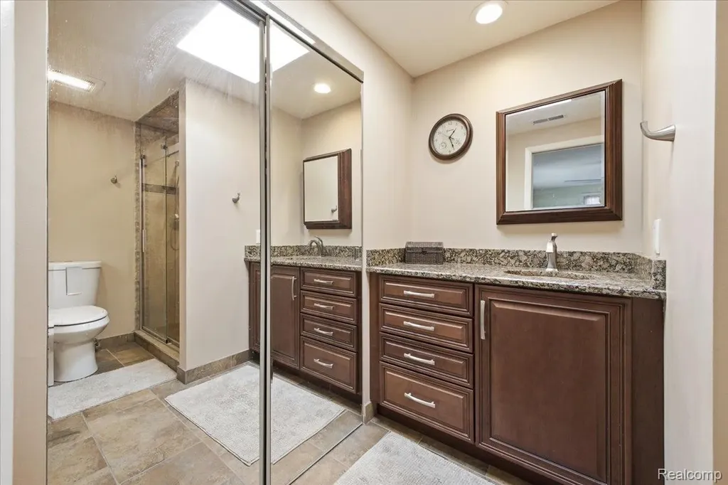 6579 Balmoral Terrace Independence Charter Township MI 48346