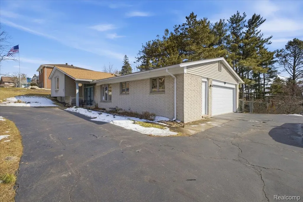 6579 Balmoral Terrace Independence Charter Township MI 48346