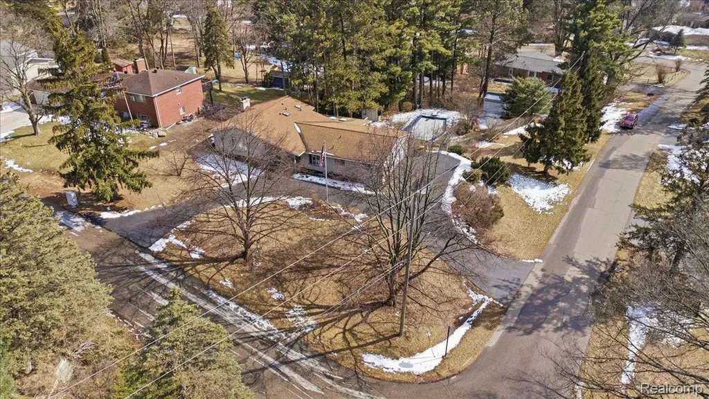 6579 Balmoral Terrace Independence Charter Township MI 48346