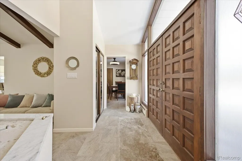 6579 Balmoral Terrace Independence Charter Township MI 48346