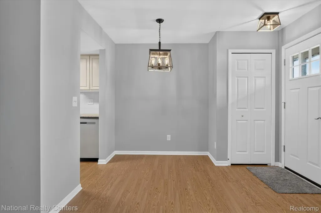 25245 Franklin Terrace South Lyon City MI 48178